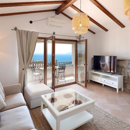 Villa Fani With Jacuzzi Icici Luaran gambar