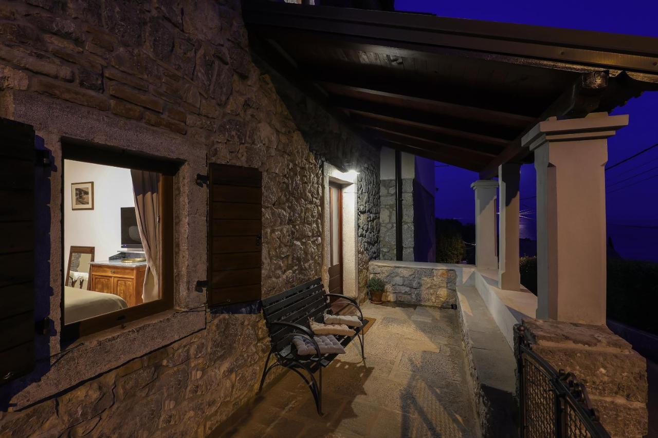 Villa Fani With Jacuzzi Icici Luaran gambar